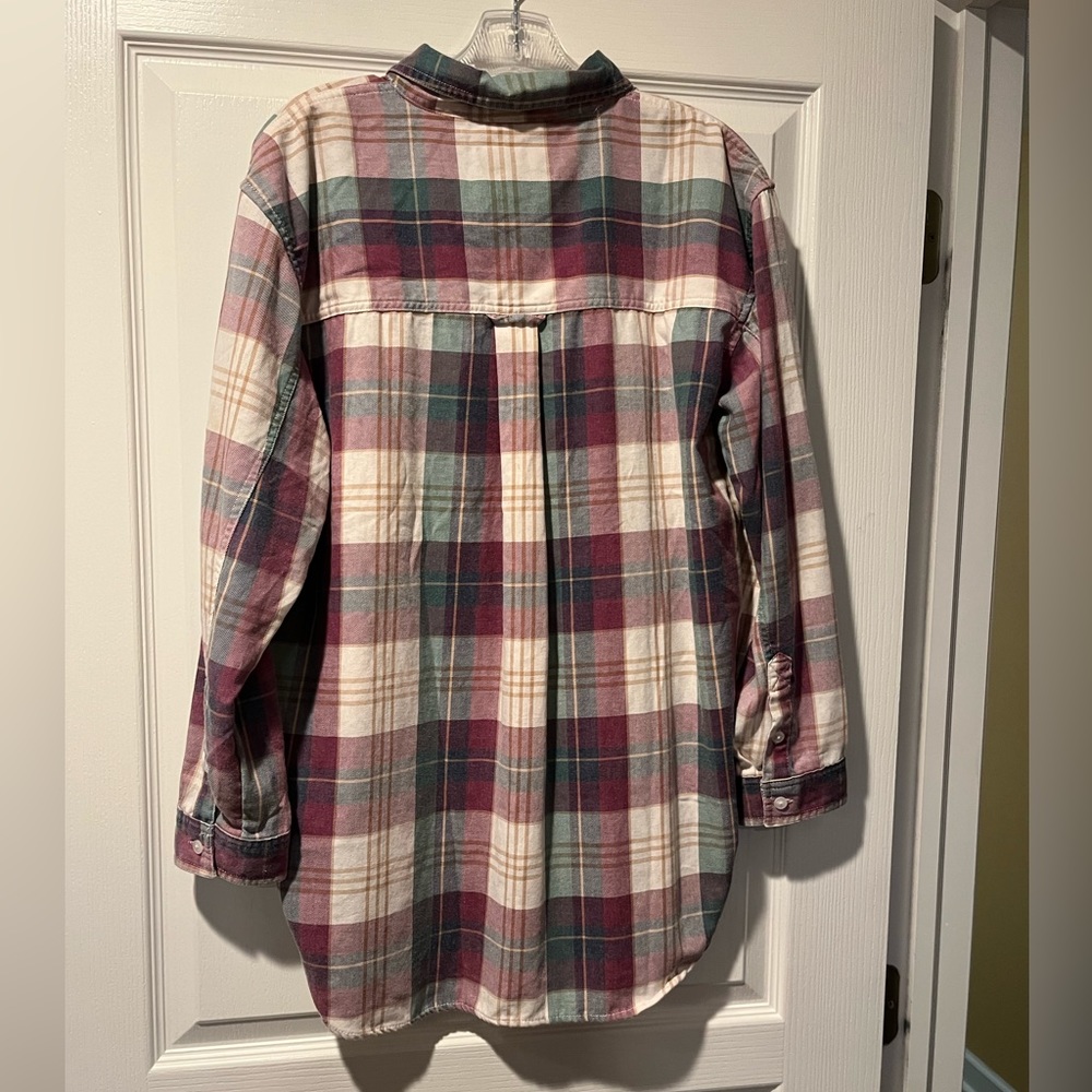 AMERICAN EAGLE WOMENS SOFT FLANNEL SHIRT SIZE MEDIUM NWT! - Picture 2 of 3